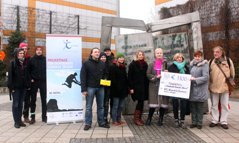 MagdeburgerInnen unterstützen Bildungsarbeit gegen Rechts