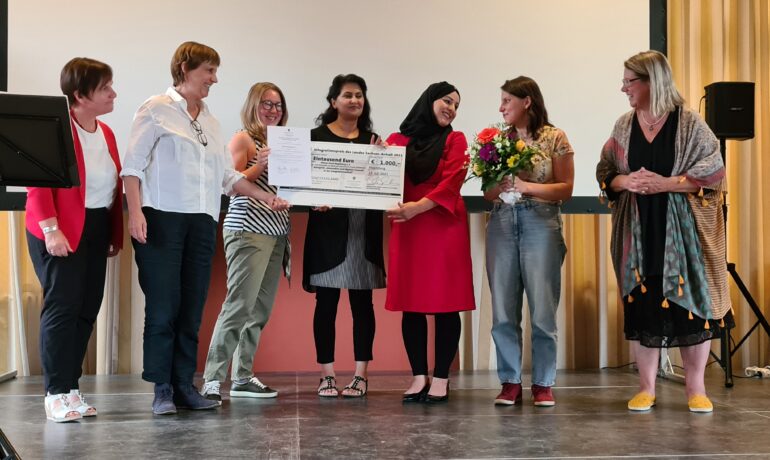 Medienprojekt FrauenStärken gewinnt Integrationspreis des Landes 2021