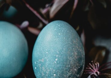„Was hat Ostern mit Eiern zu tun?“ Ostereier zwischen Tradition und Kunst