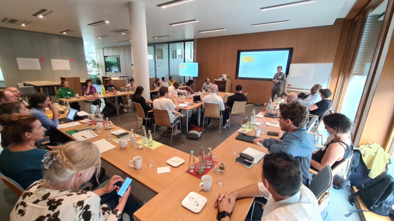 19.-20.09.2024 Netzwerktreffen der Houses of Resources in Berlin | 18. der 20 "Häuser" nahmen teil, moderiert von Mitarbeitenden der IMAP GmbH und des BAMF