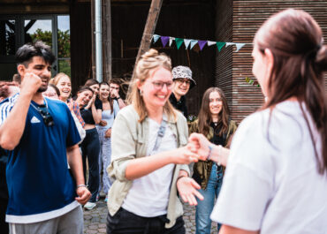 Auf die Plätze, fertig, los! - Anmeldestart im FSJ Kultur und BFD Kultur und Bildung